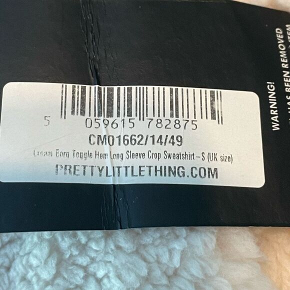 PrettyLittleThings Borg Teddy Fleece Sweatshirt Cream Long Sleeve Cropped S - Picture 7 of 9